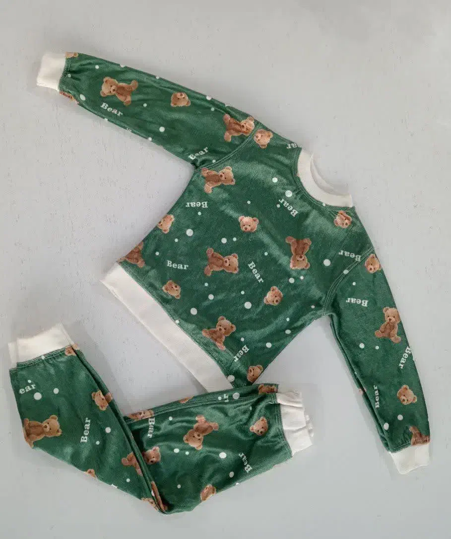 لباس کودک نو|کفش و لباس بچه|نجف‌آباد, رحمت آباد|دیوار