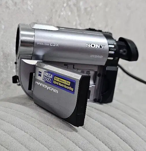 دوربین فیلم برداری هندی کم|دوربین عکاسی و فیلم‌برداری|مریوان, |دیوار