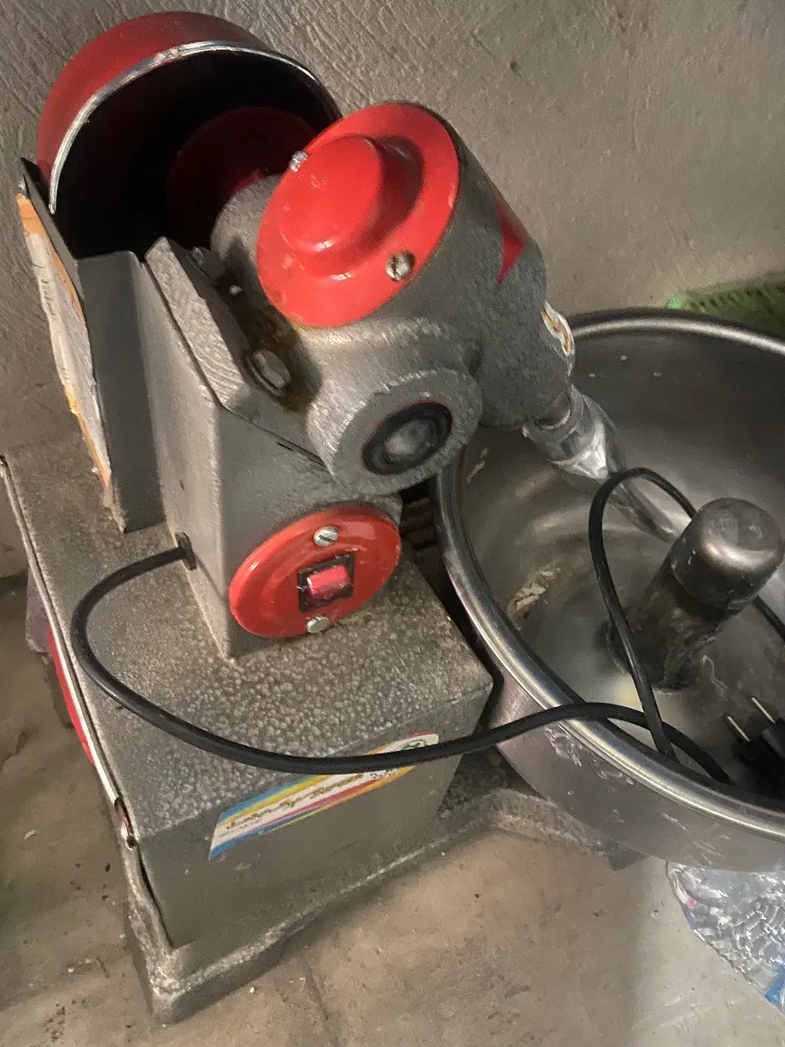 دستگاه خمیر ساز وتنور گازی بزرگ|اجاق گاز و لوازم برقی پختوپز|صدرا-فارس, فاز ۱|دیوار