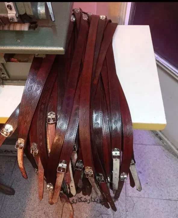 بند چرم تفنگ ساچمه ای و شکاری|کیف، کفش، کمربند|همدان, |دیوار