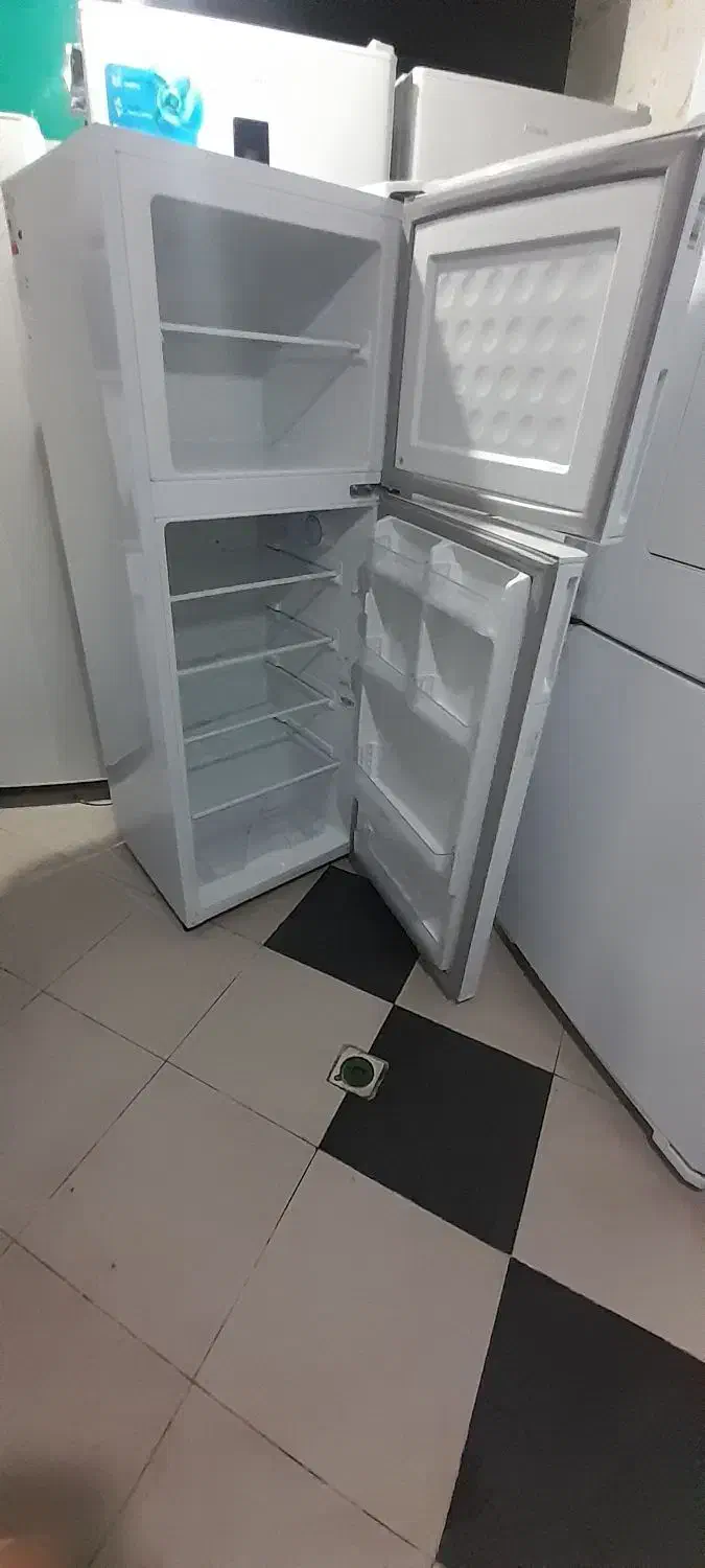 بست ۱۴فوت ۵ماه کار|یخچال و فریزر|سنندج, |دیوار