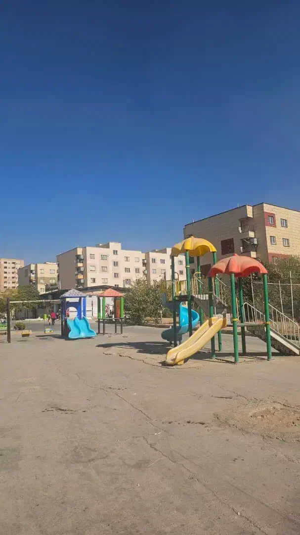 ارم غربی/وام تسویه/نزدیک مترو/آسانسور/نقد و اقساط|فروش آپارتمان|هشتگرد, شهرک ارم غربی|دیوار