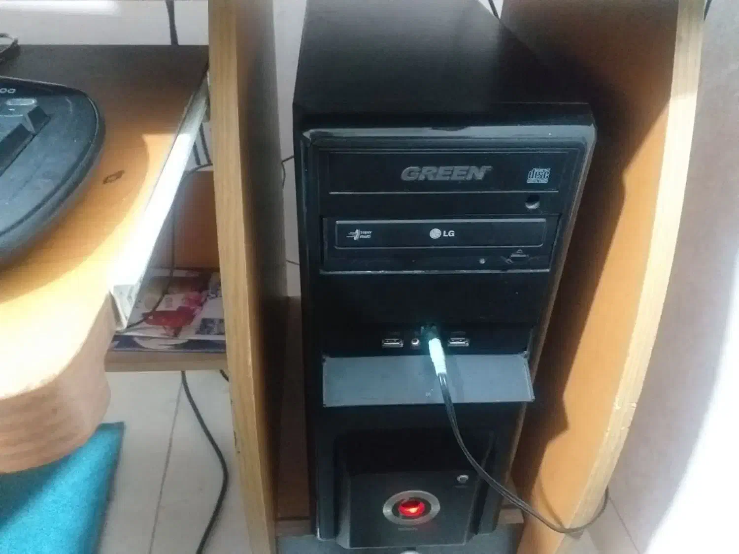 کامپیوتر|رایانه رومیزی|شیراز, فرگاز|دیوار