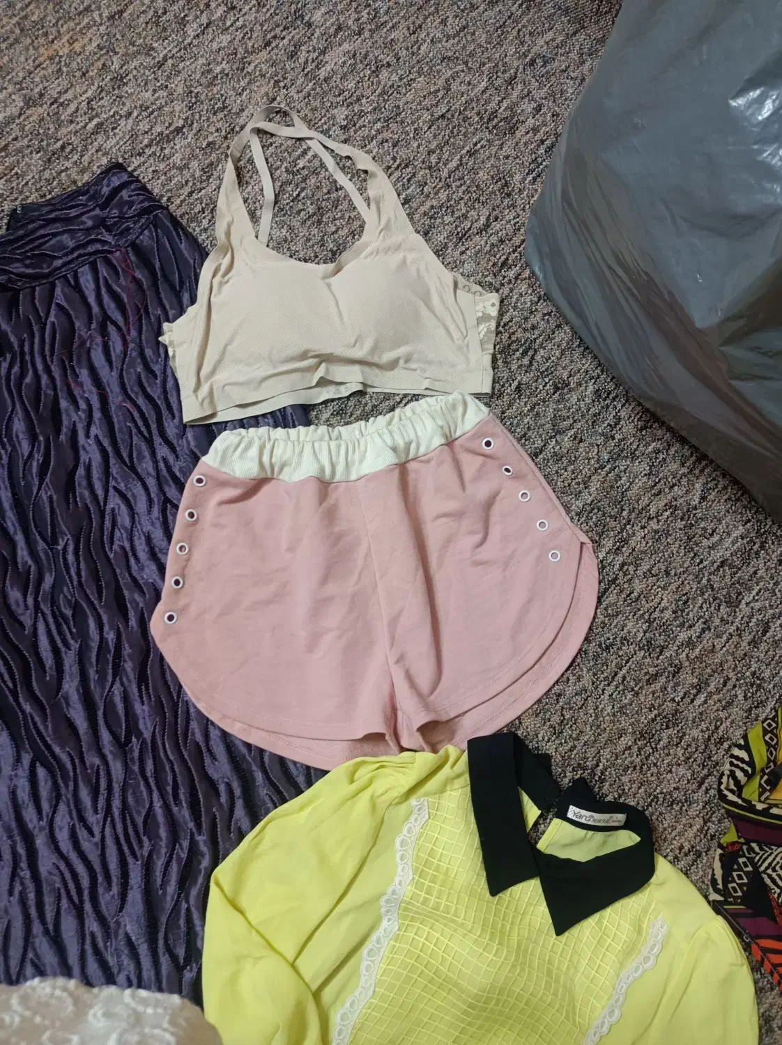 دامن وشلوار|لباس|اهواز, زندوکیلی|دیوار