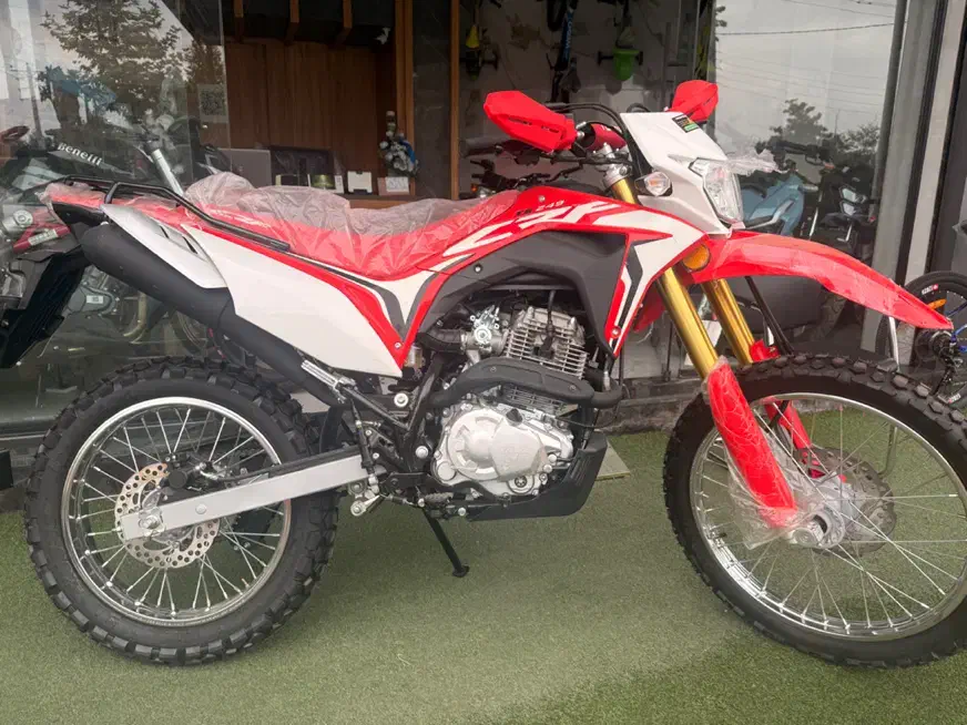 تریل  crf|موتورسیکلت|رشت, منظریه|دیوار