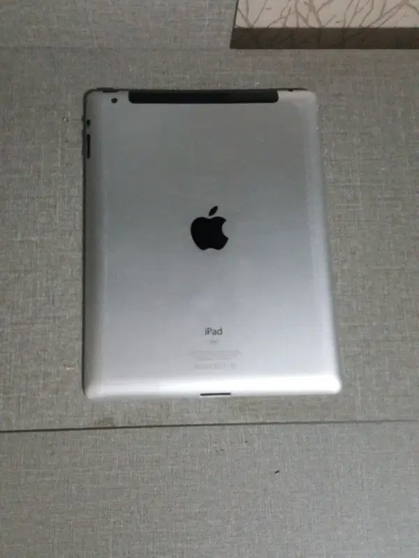 ipad2|تبلت|شیراز, گلدشت معالیآباد|دیوار