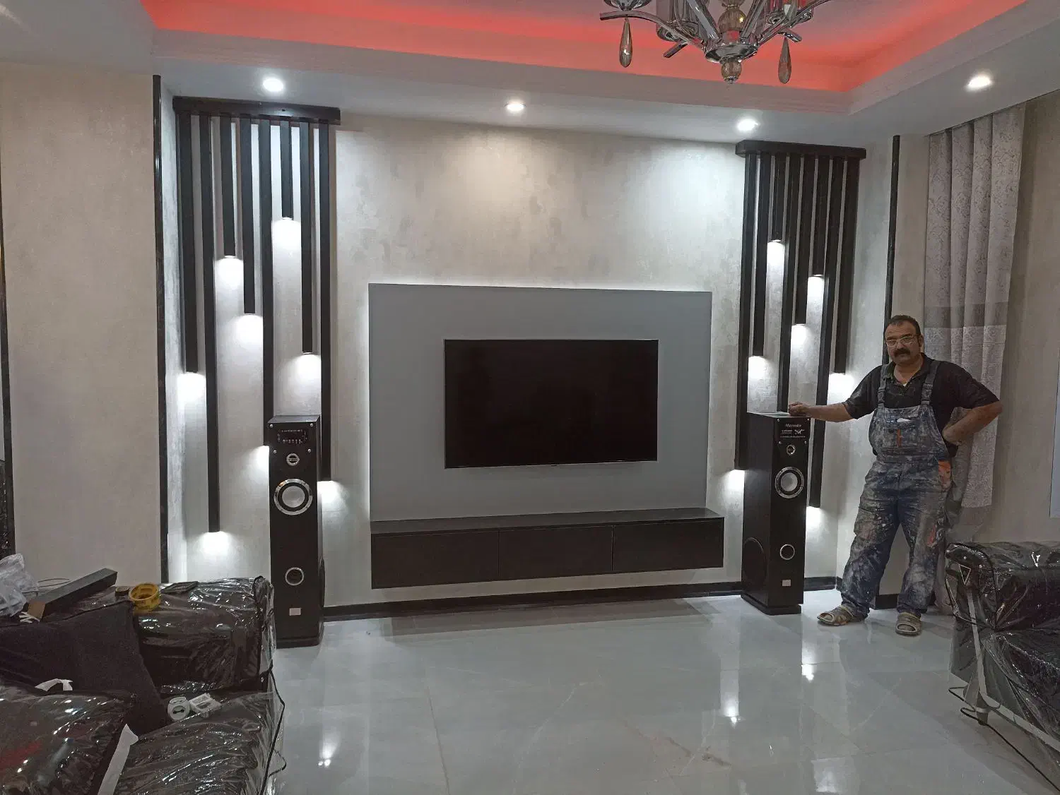 فروش و اجرا .قاب بندی . قرنیز .ترمو وال . تی وی|خدمات پیشه و مهارت|پرند, فاز ۵|دیوار