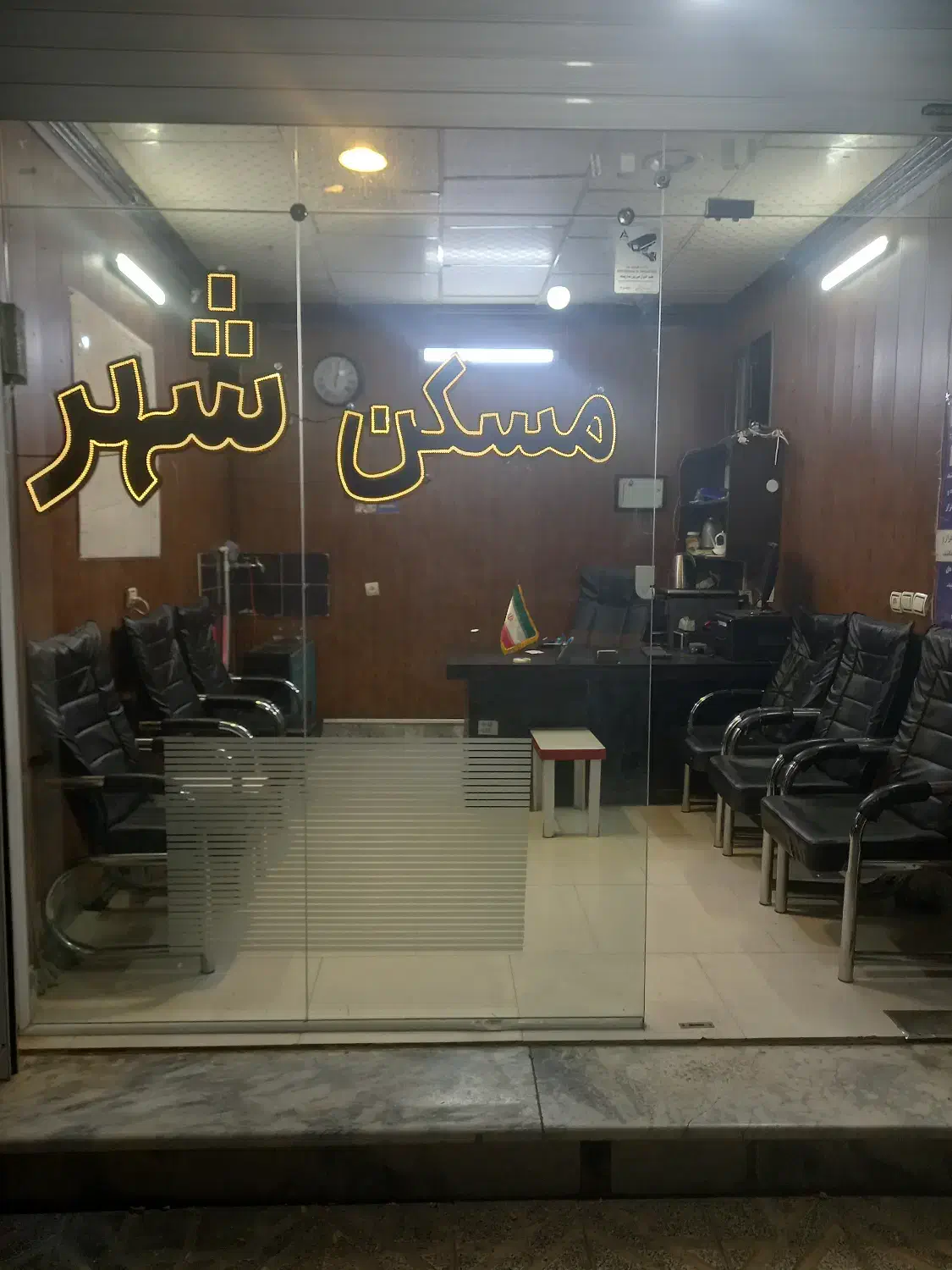 سوئیت ۵۰متری همراه با پارکینگ و موارد دیگر|اجارهٔ آپارتمان|مشهد, سرافرازان|دیوار
