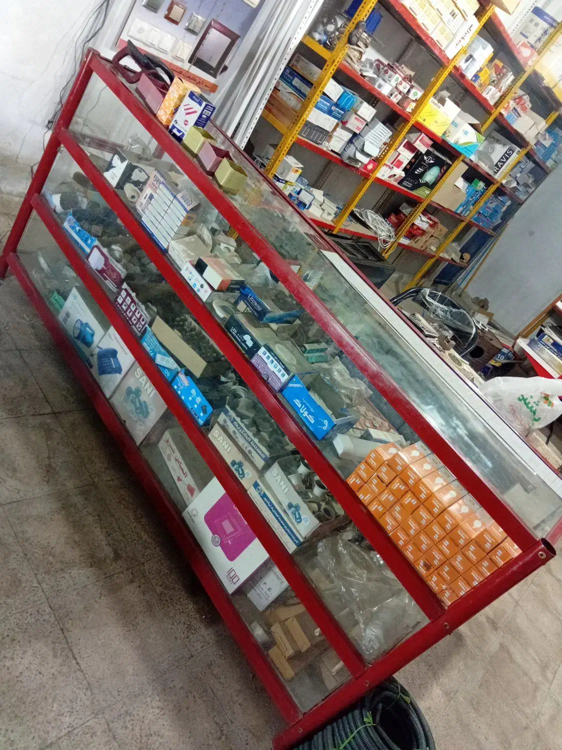 ویترین مغازه|فروشگاه و مغازه|محمدشهر, علی آباد گونه|دیوار