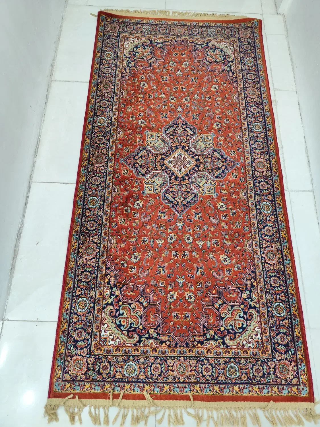 فرش کناره|فرش|مشکین‌دشت, |دیوار