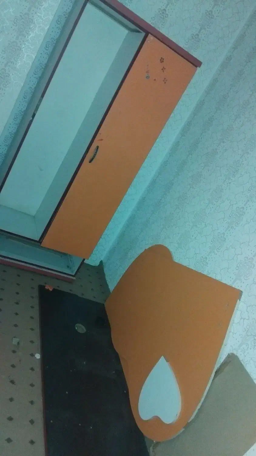 کمد و تخت کارکرده|اسباب و اثاث بچه|اردبیل, |دیوار