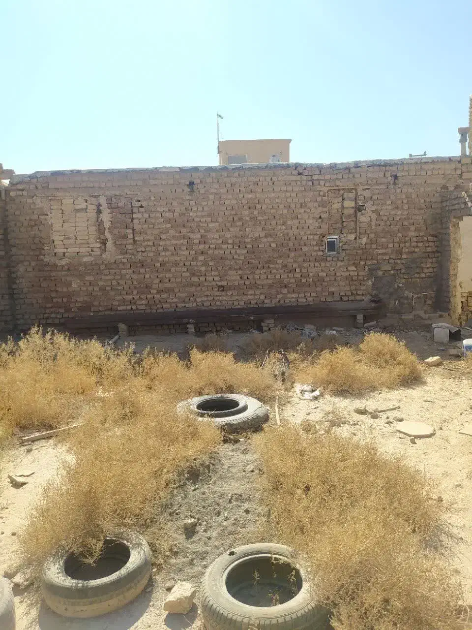 ۱۲۴ متر حاجی آباد آقا|فروش زمین و ملک کلنگی|قنوات, |دیوار