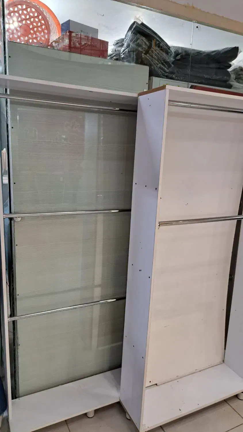 فروش دکور چوبی لباس فروشی و روسری .ستون و تیله ای|فروشگاه و مغازه|کبودرآهنگ, |دیوار