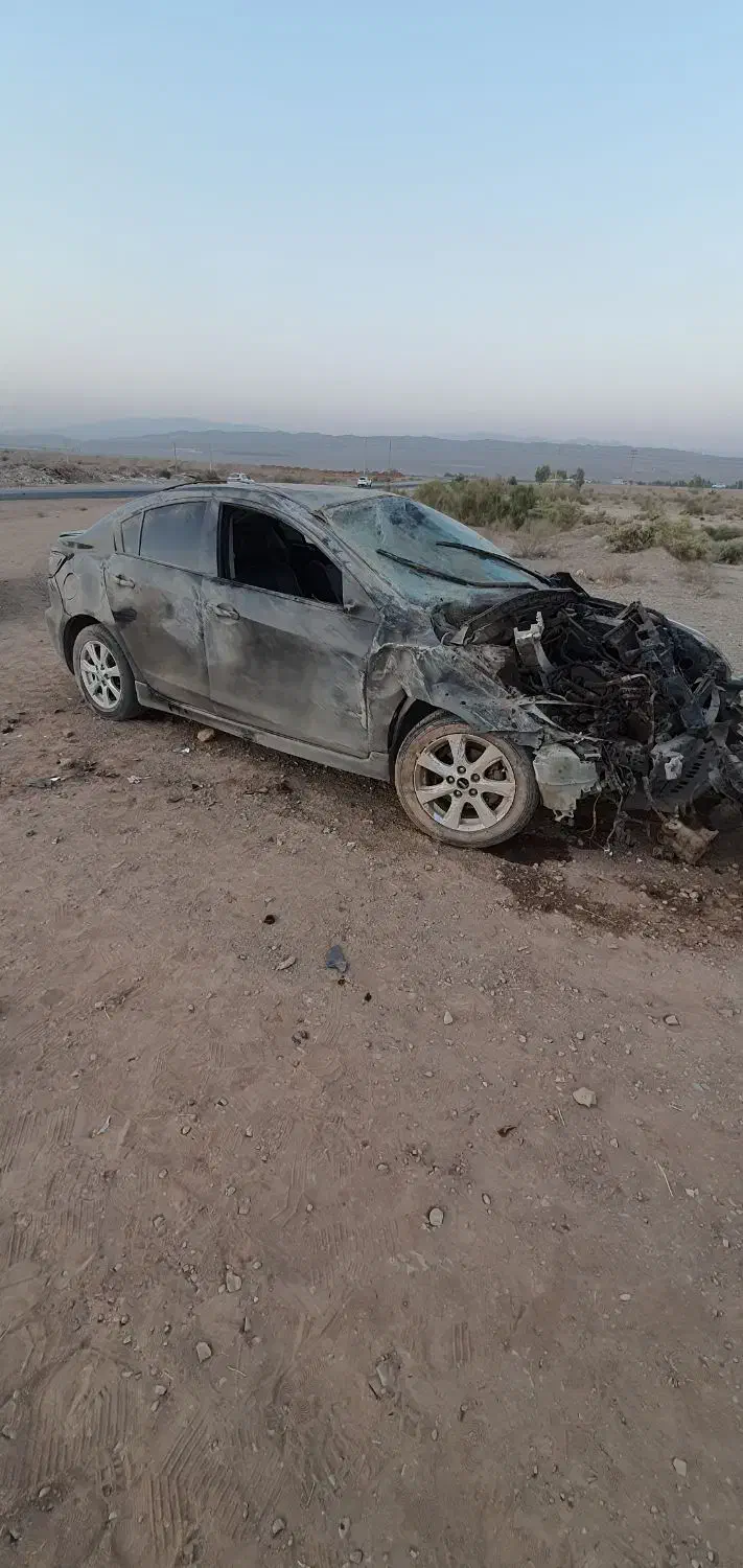 مزدا ۳ نیو مدل ۹۰ تصادفی|خودرو سواری و وانت|کرج, شهرک جهاننما|دیوار