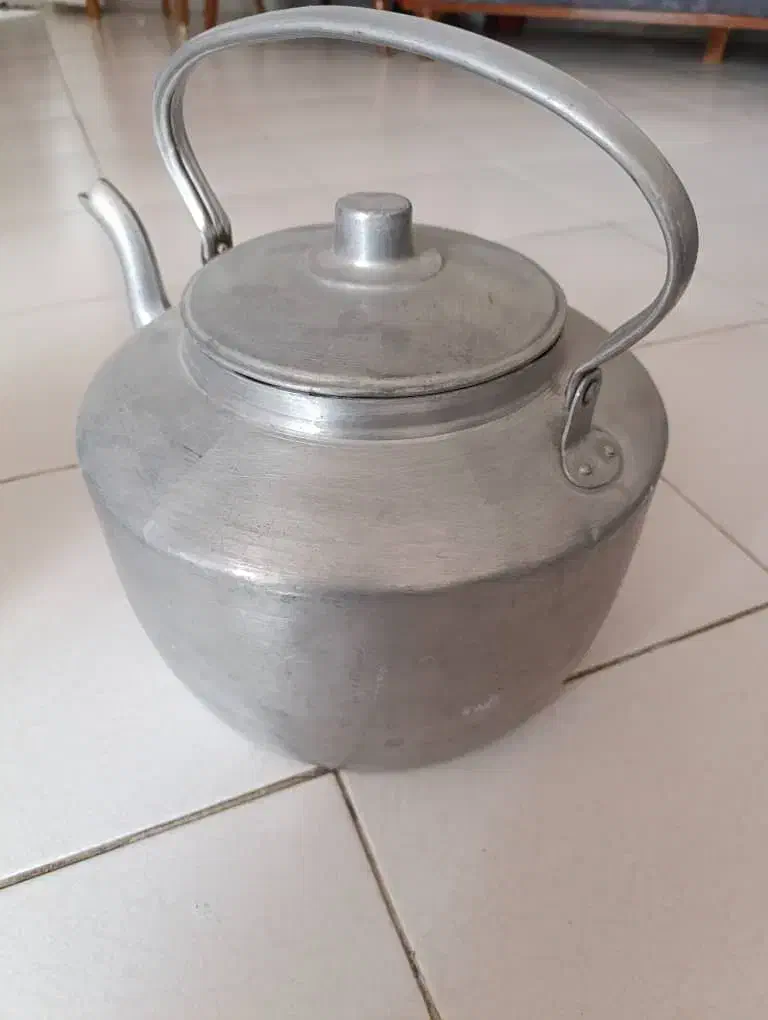 کتری بزرگ|قوری، کتری، قهوهساز دستی|اسلامشهر, شهرک محمدیه|دیوار