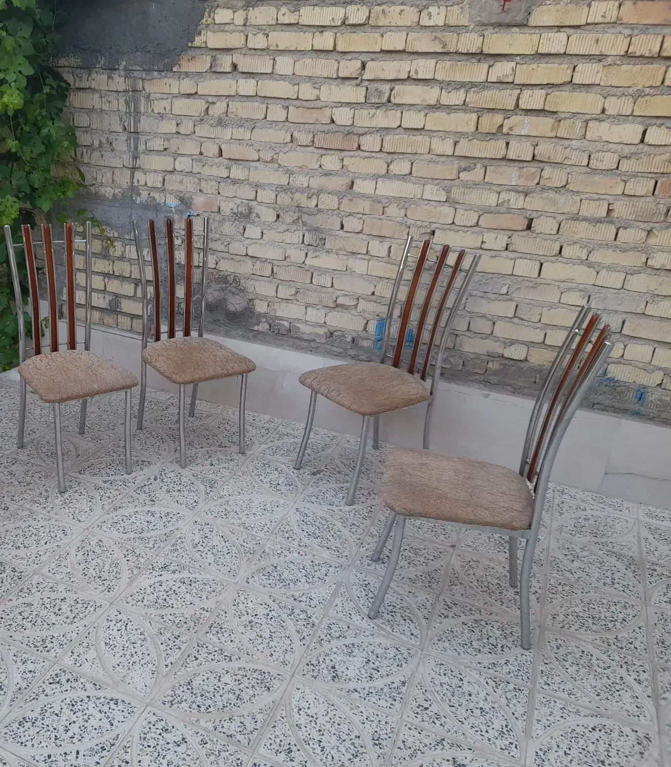 صندلی فلزی|صندلی و نیمکت|مرودشت, ابوذر جنوبی|دیوار