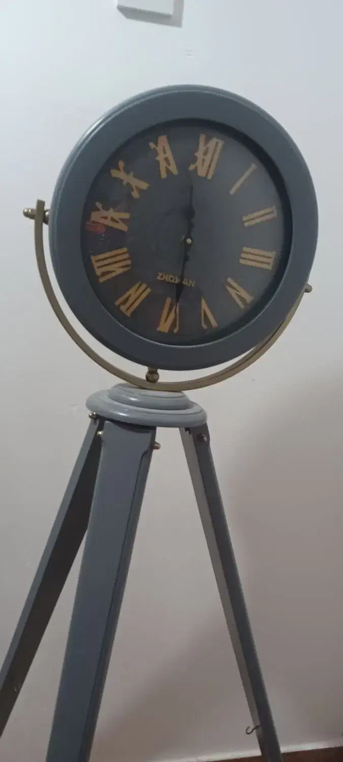 ساعت سه پایه|ساعت دیواری و تزئینی|بندر ماهشهر, |دیوار