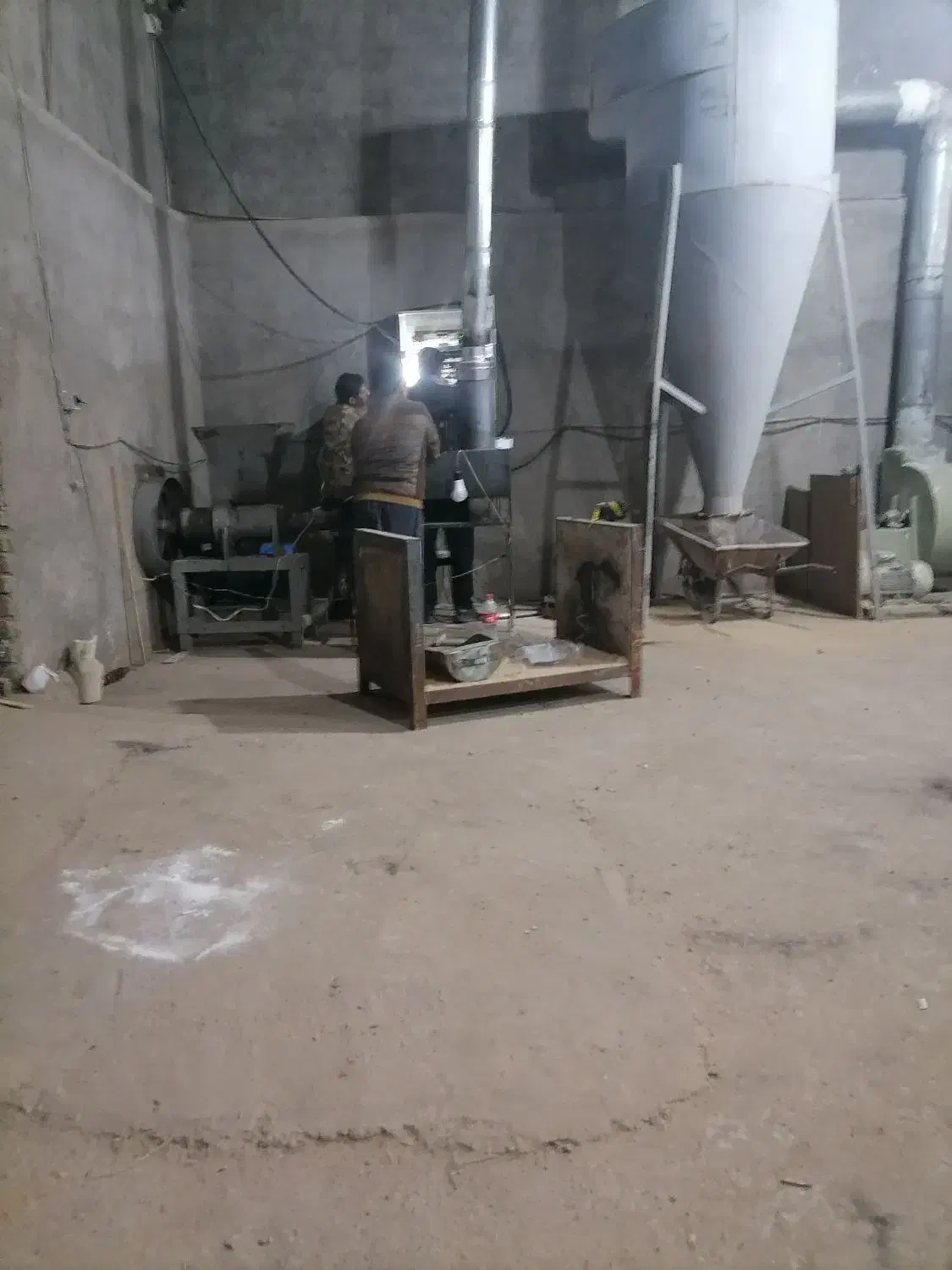 دستگاه ذغال|ماشین‌آلات صنعتی|قم, شهرک طالقانی|دیوار