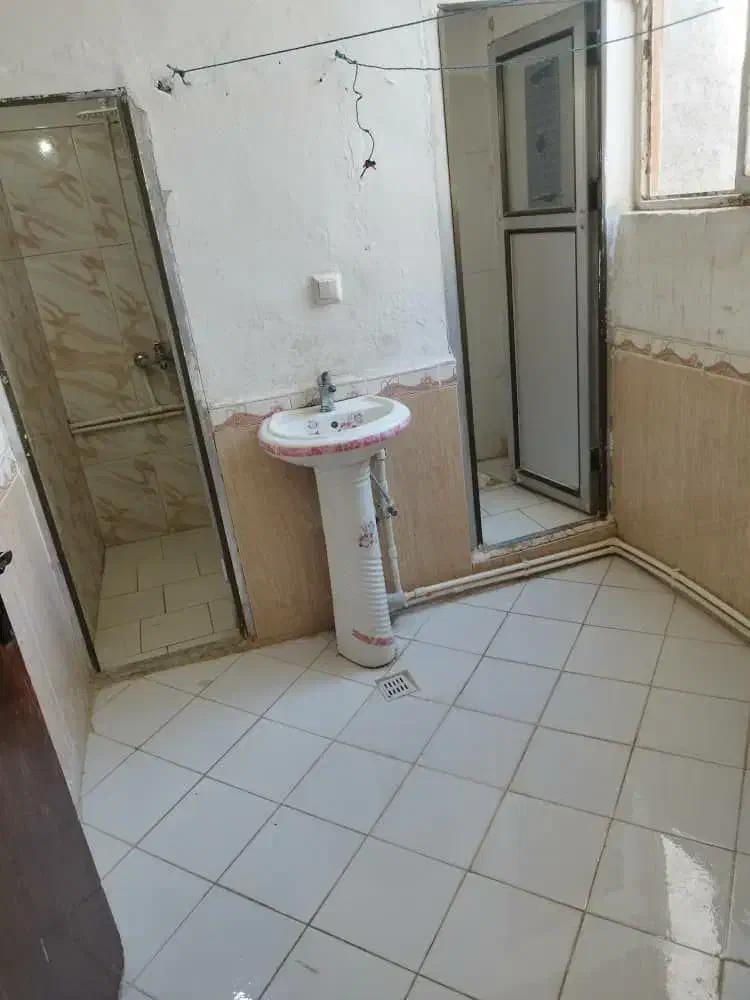 یک واحد آپارتمان طبقه اول طبرسی شمالی ۱۳|فروش آپارتمان|مشهد, رده|دیوار