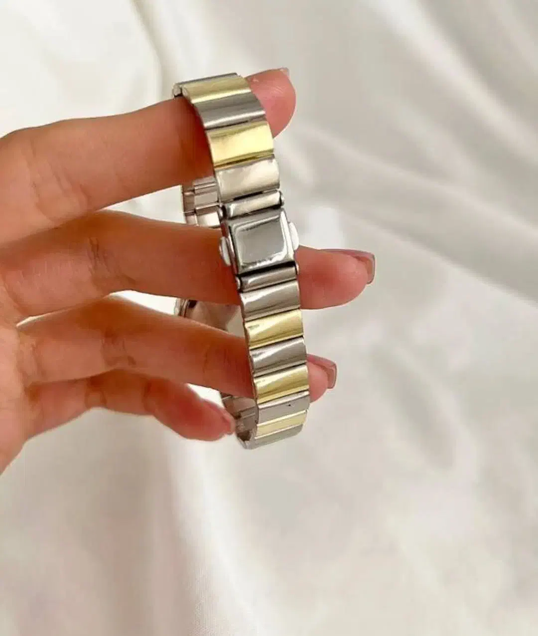 ساعت|ساعت|بروجرد, |دیوار