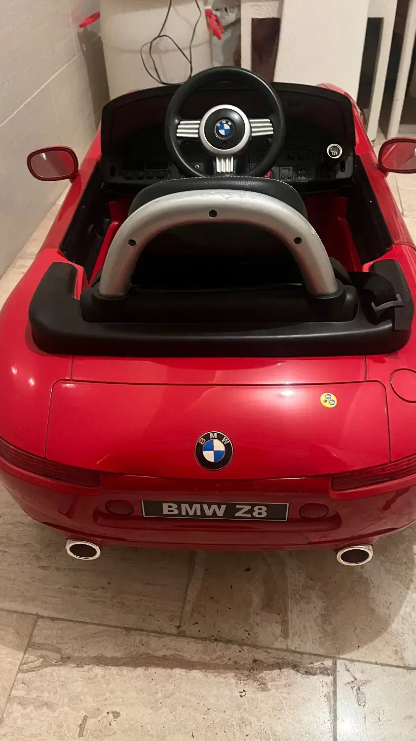 ماشین شارژی  z8 BMW موزیکال|اسباب‌بازی بچه|قزوین, |دیوار