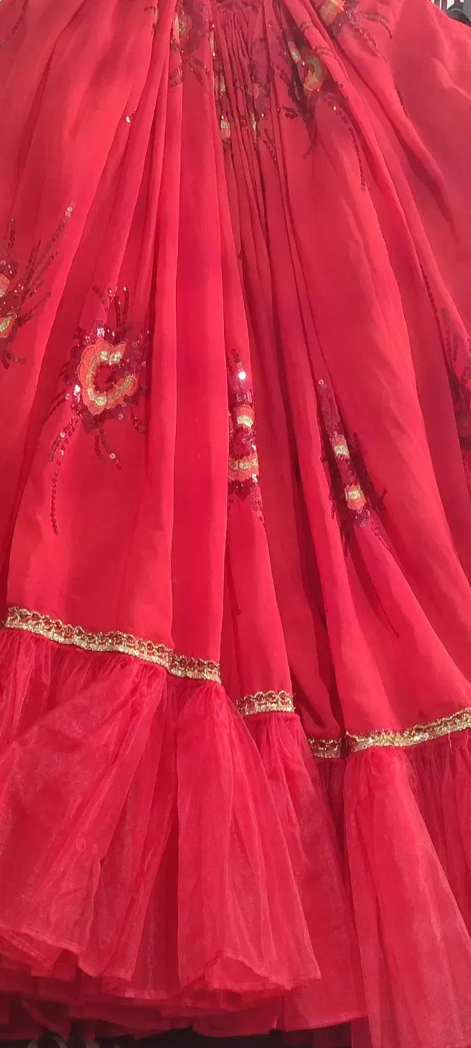 لباس محلی|لباس|صدرا-فارس, فاز ۱|دیوار