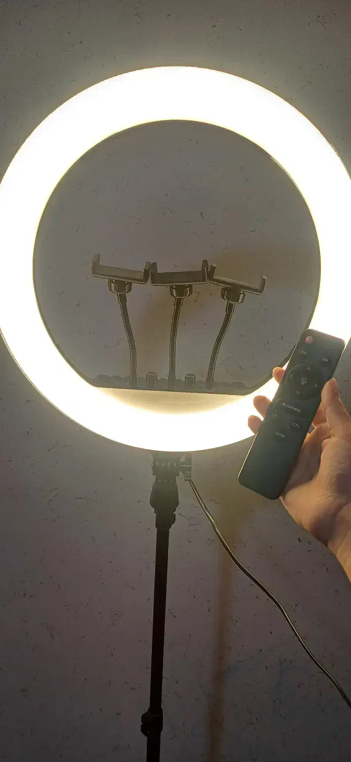 رینگ لایت نو|دوربین عکاسی و فیلم‌برداری|شاهین‌شهر, مخابرات (شهید بهشتی)|دیوار