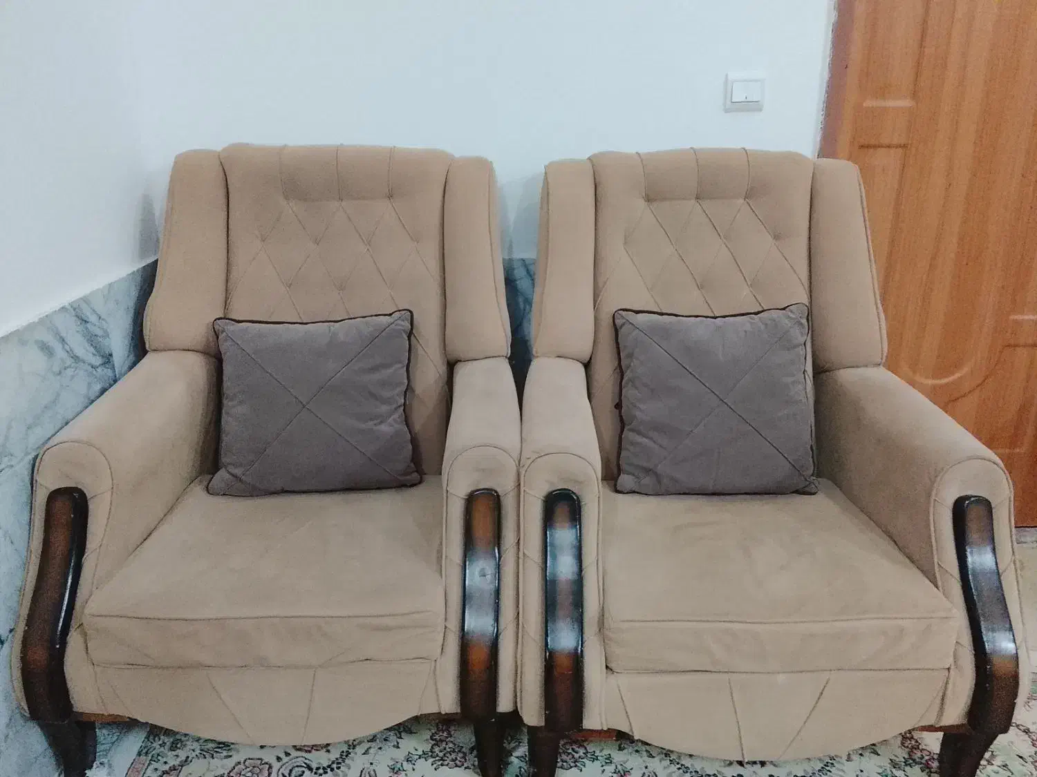 مبل هشت نفره|مبلمان خانگی و میز عسلی|کاشمر, |دیوار