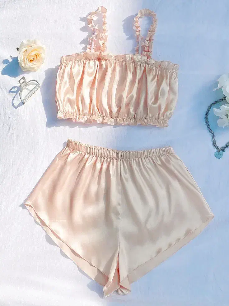 لباس خواب ساتن|لباس|سرعین, |دیوار