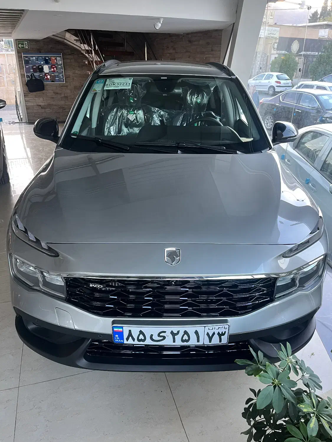خودرو ریرا صفر سفید مشکی و تیتانیوم موجود|خودرو سواری و وانت|شیراز, شهرک گلستان|دیوار