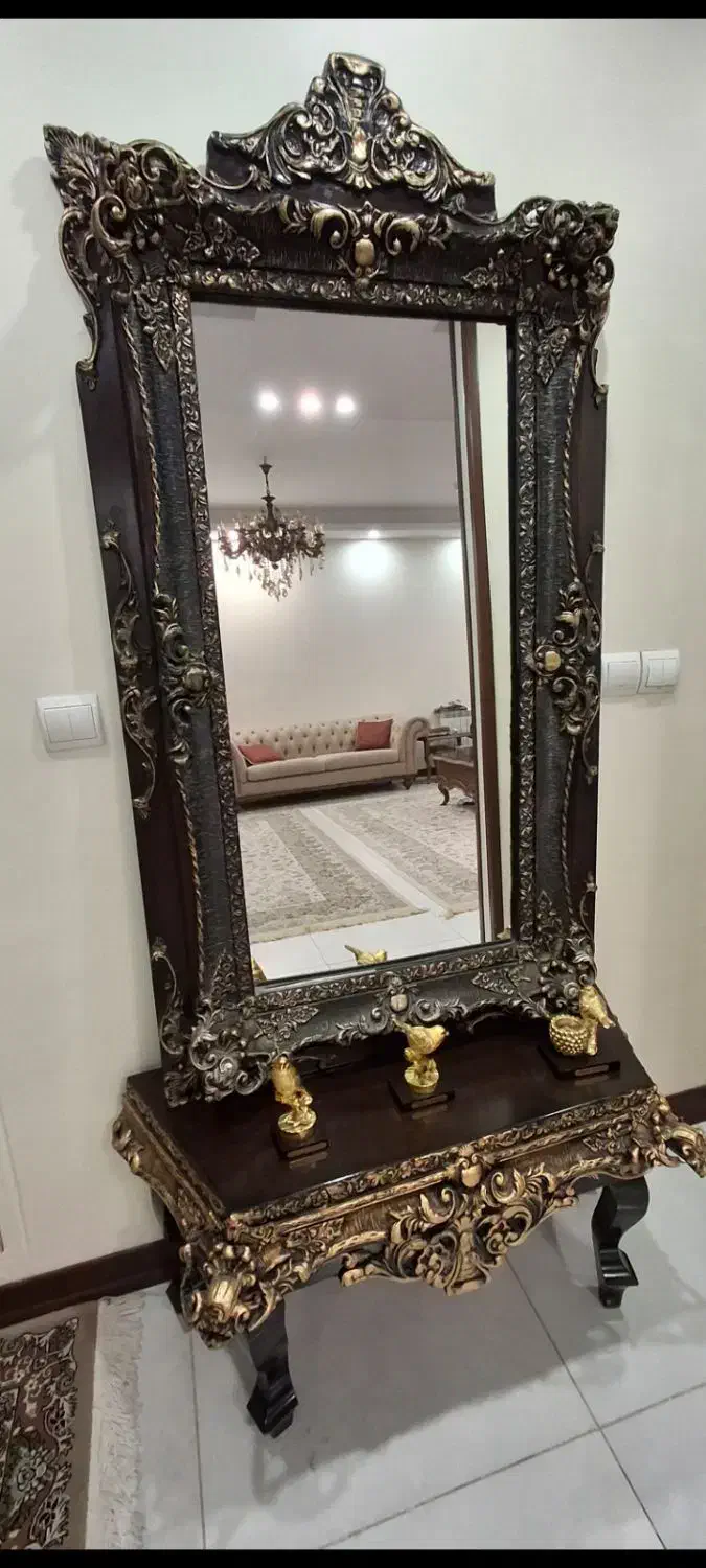 ایینه وکنسول|بوفه، ویترین، کنسول|فردیس, منظریه|دیوار