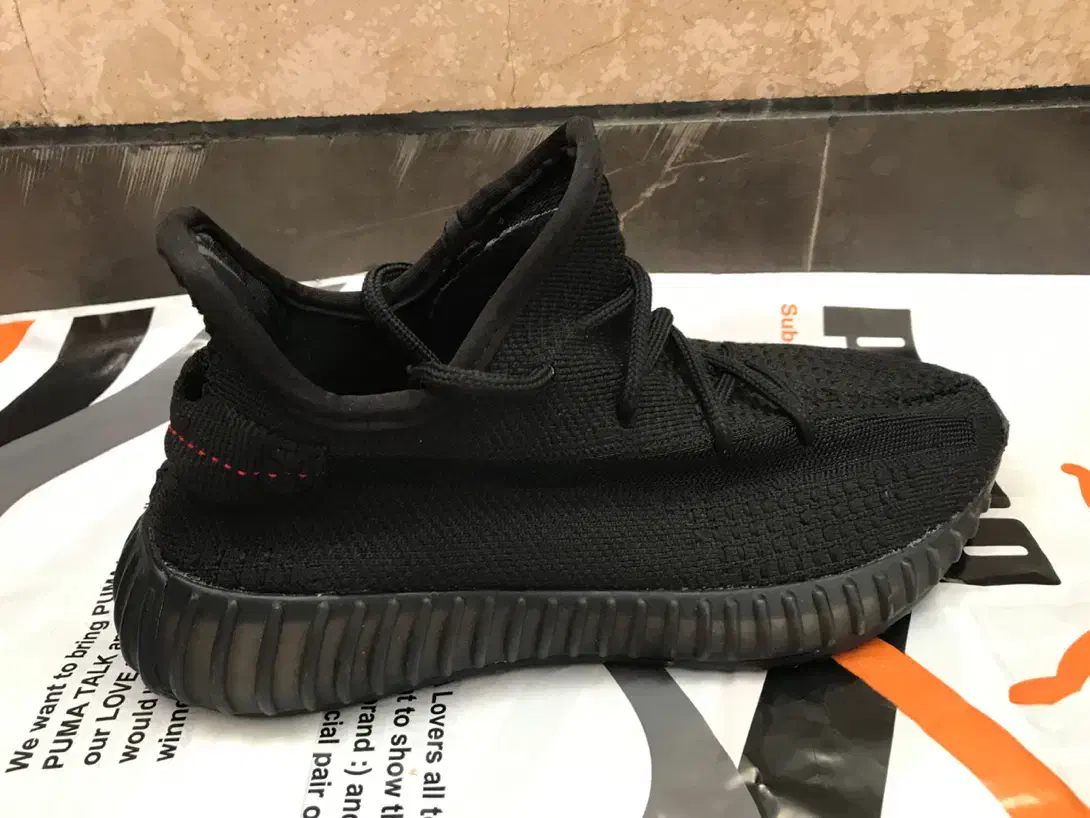 کتونی رانینگ آدیداس یزی اورجینال adidas Yeezy 350|کیف، کفش، کمربند|شهرکرد, |دیوار