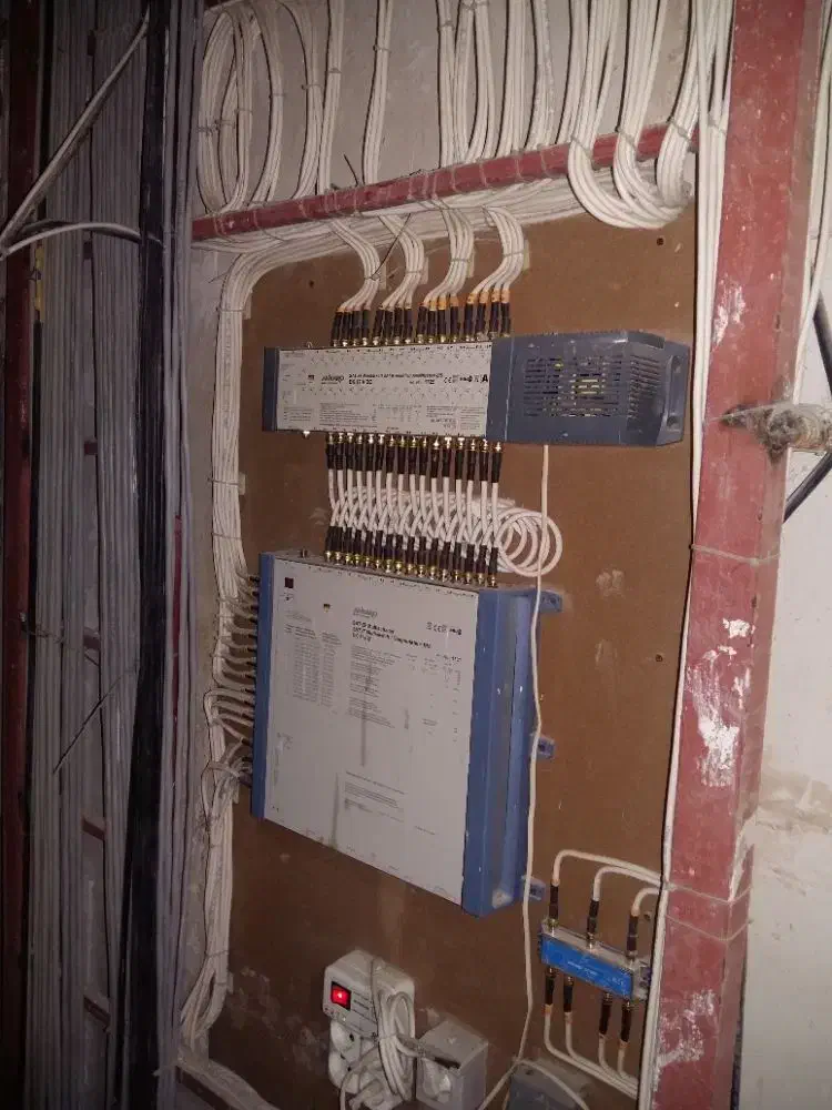 نصب انواع آنتن مرکزی، ثابت وگردان،تعمیرات و فروش|خدمات پیشه و مهارت|شاهینشهر, شهرک هشت بهشت|دیوار