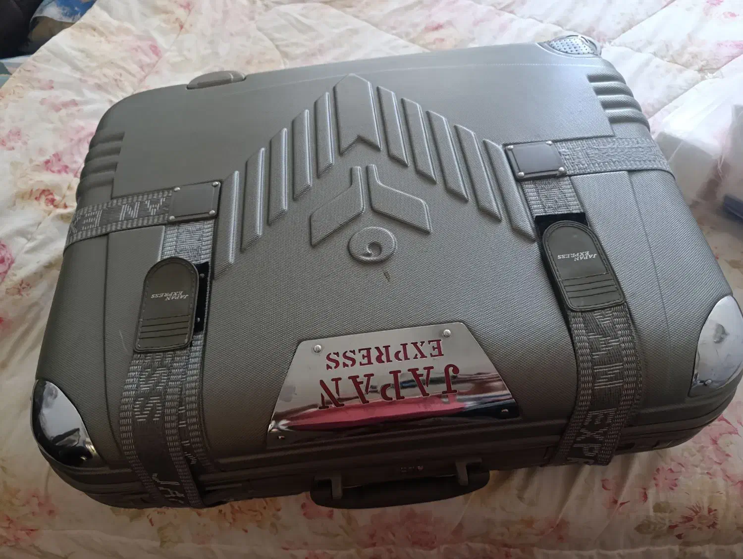 چمدان|کیف، کفش، کمربند|شهرکرد, |دیوار