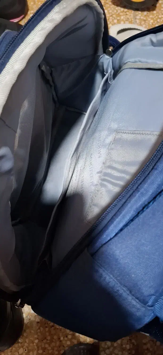 کفش|کیف، کفش، کمربند|اصفهان, سرشبادران|دیوار