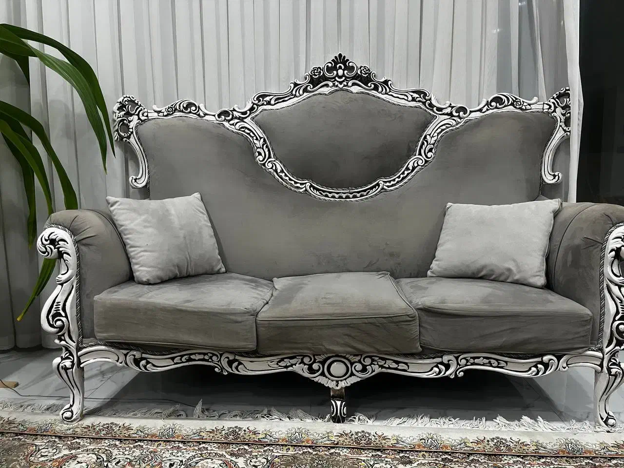 مبل در حد نو|مبلمان خانگی و میز عسلی|آباده, |دیوار