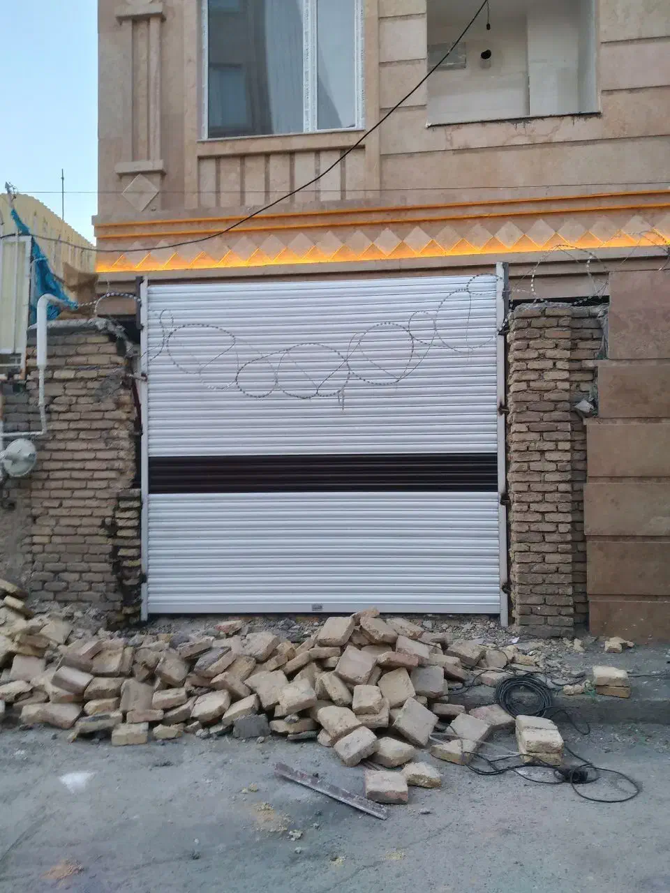 کرکره برقی اتوماتیک/تیغه فولادی کد 6986|خدمات پیشه و مهارت|کرمانشاه, |دیوار