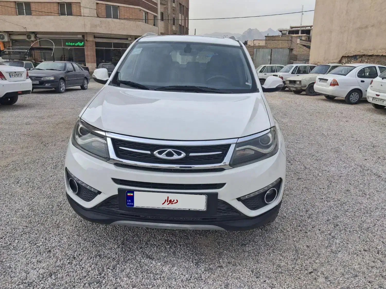 تیگو ۵ مدل ۱۳۹۶ بدون رنگ و تمیز . اکسلنت|خودرو سواری و وانت|اصفهان, عاشقآباد|دیوار