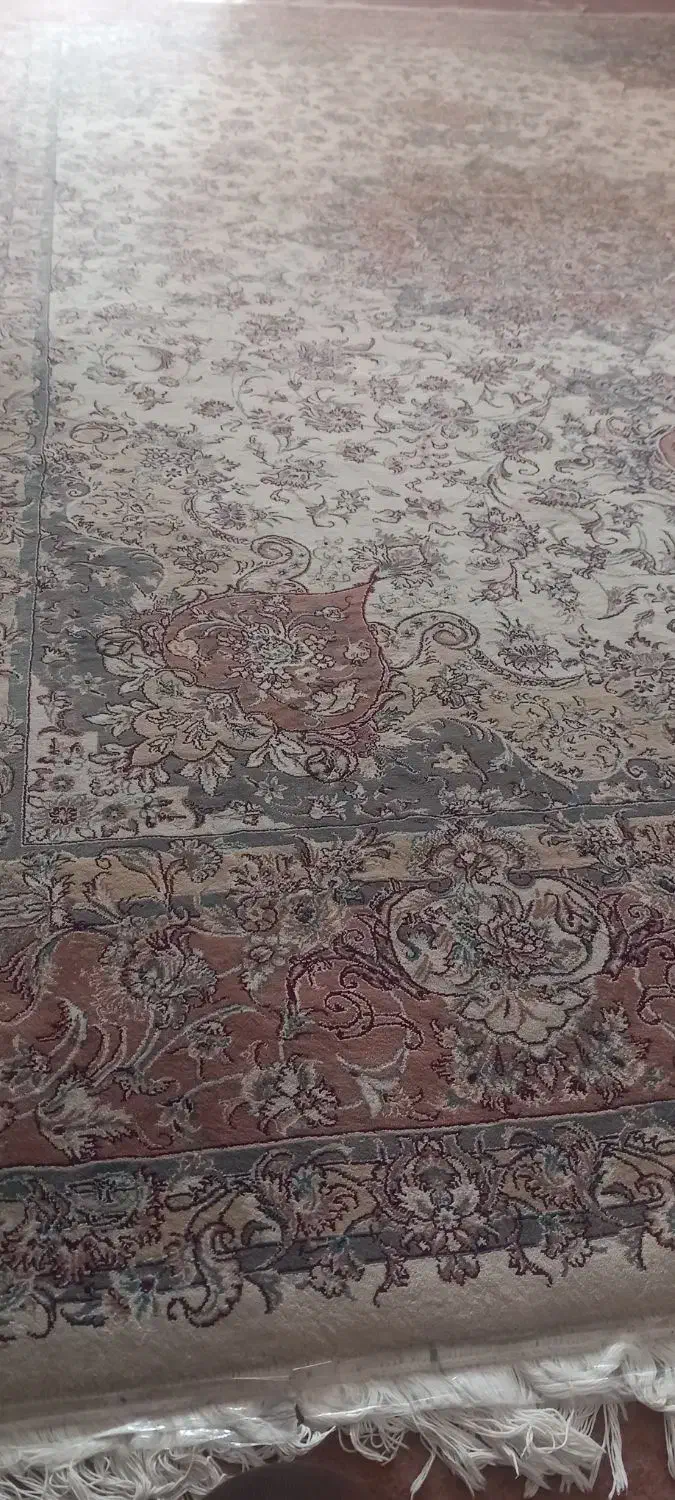 فرش نه متری، سالم وتمیز|فرش|رشت, انصاری|دیوار