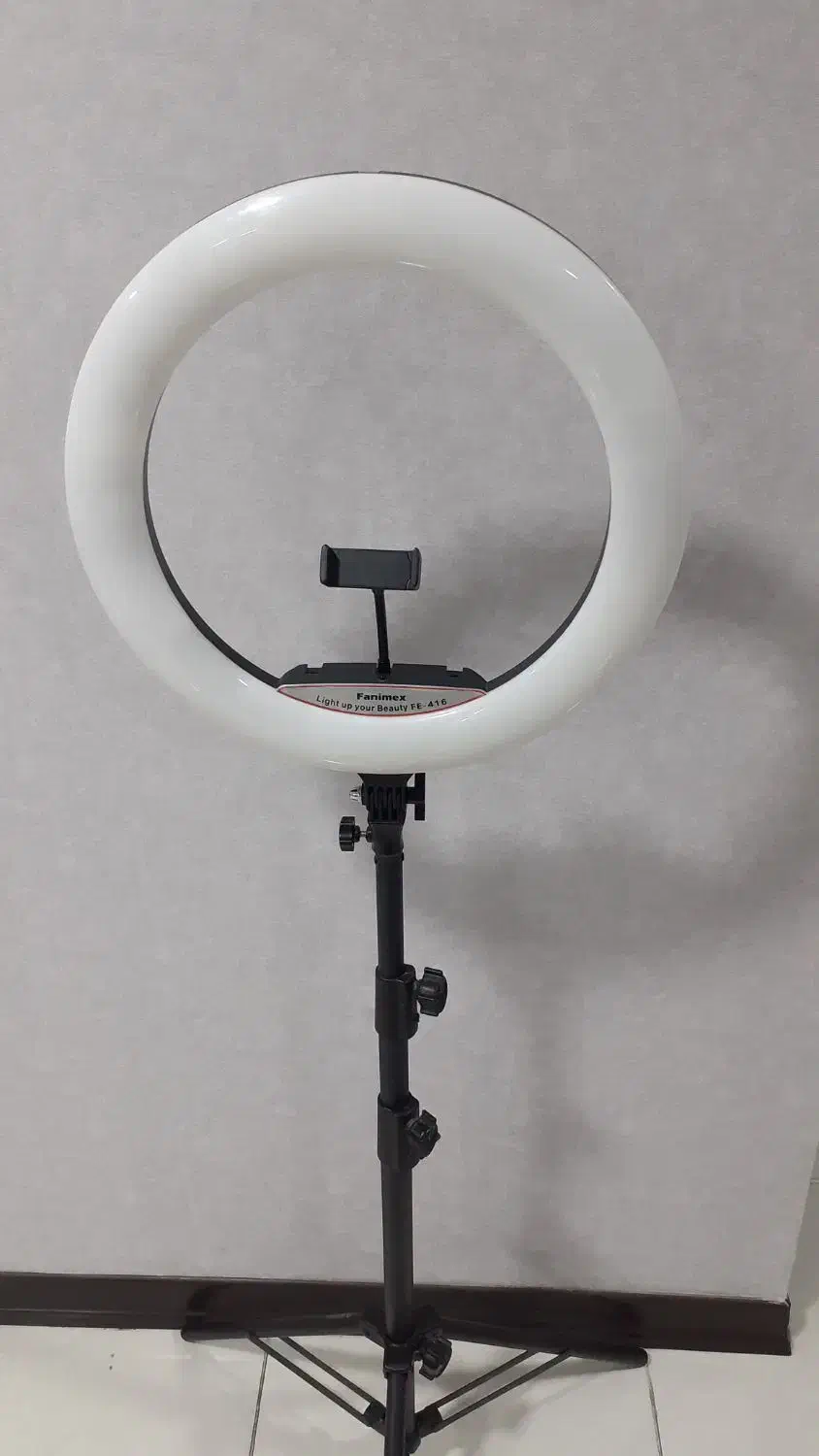 رینگ لایت Fanimex FE|دوربین عکاسی و فیلم‌برداری|فولادشهر, B8|دیوار