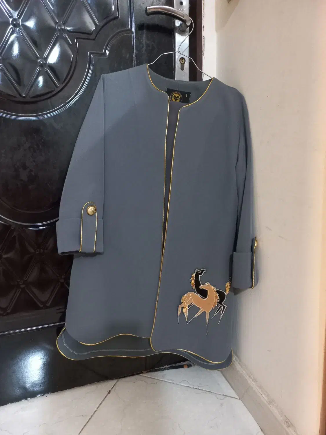 کت و شلوار|لباس|پاکدشت, پاکدشت (مامازند)|دیوار