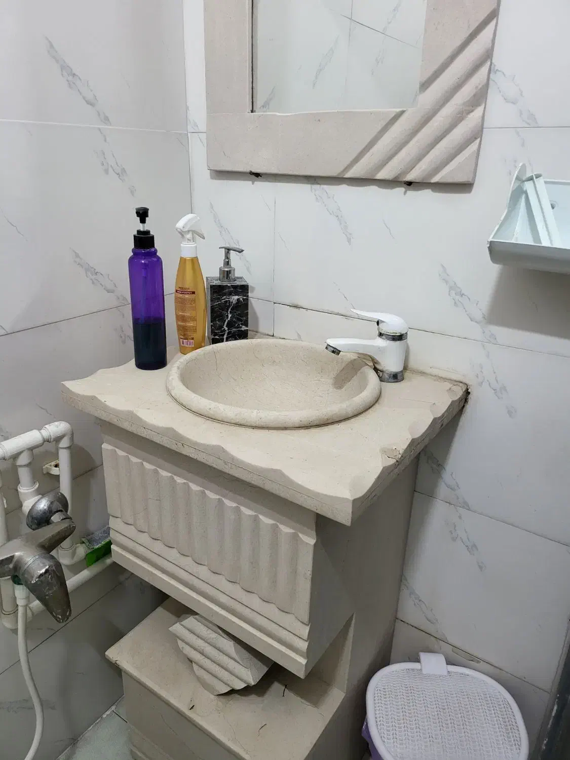 روشویی و آینه سنگی|لوازم سرویس بهداشتی|شیراز, قصرالدشت|دیوار