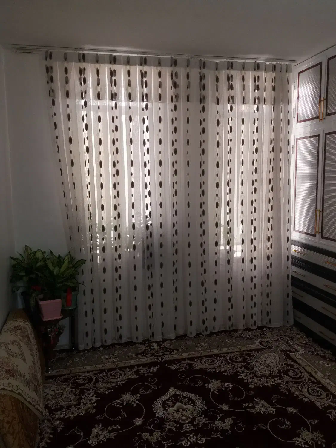 پرده|پرده، رانر، رومیزی|دورود, |دیوار