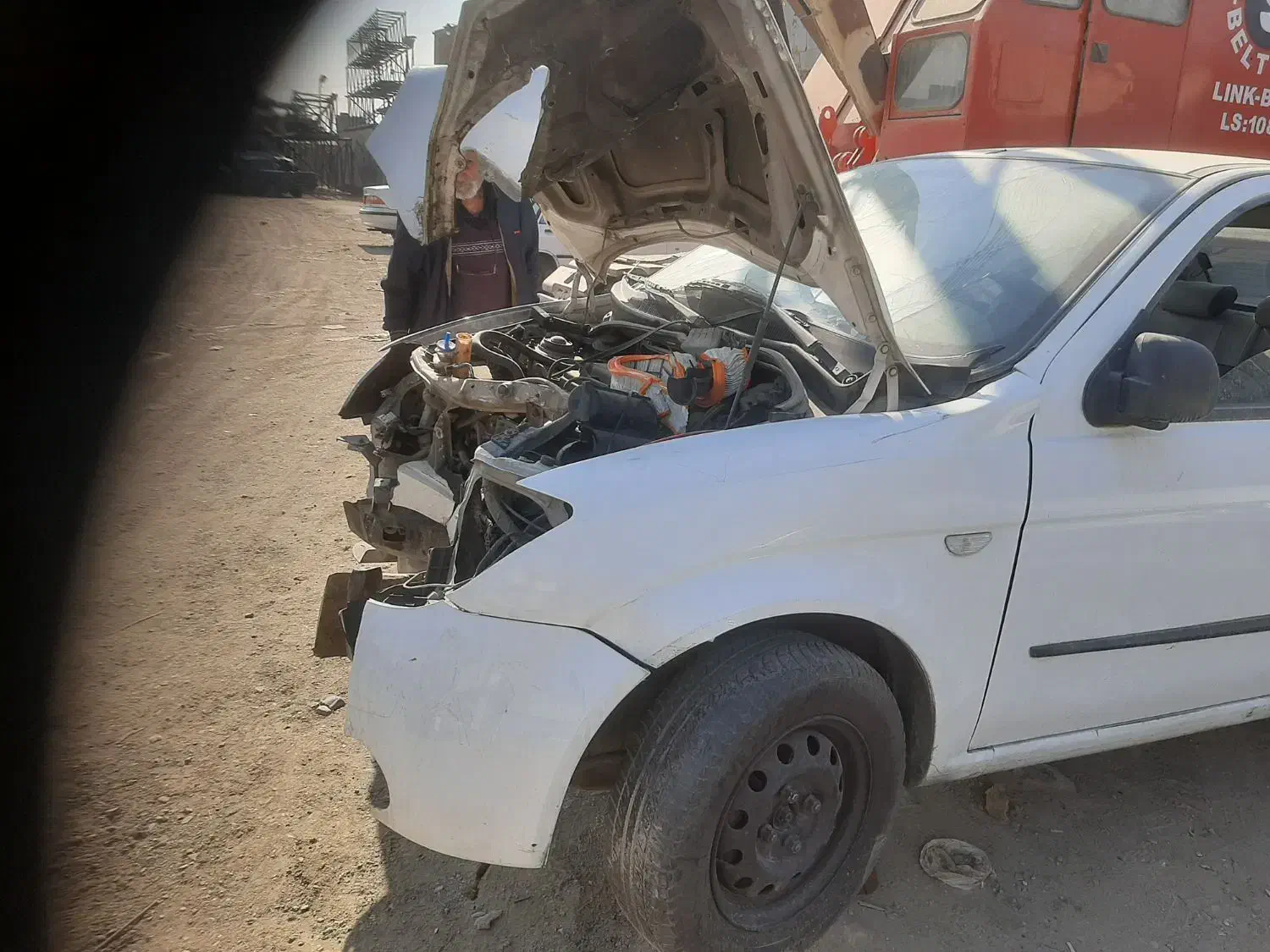 تیباسفیدتصادفی|خودرو سواری و وانت|چهاردانگه (تهران), |دیوار