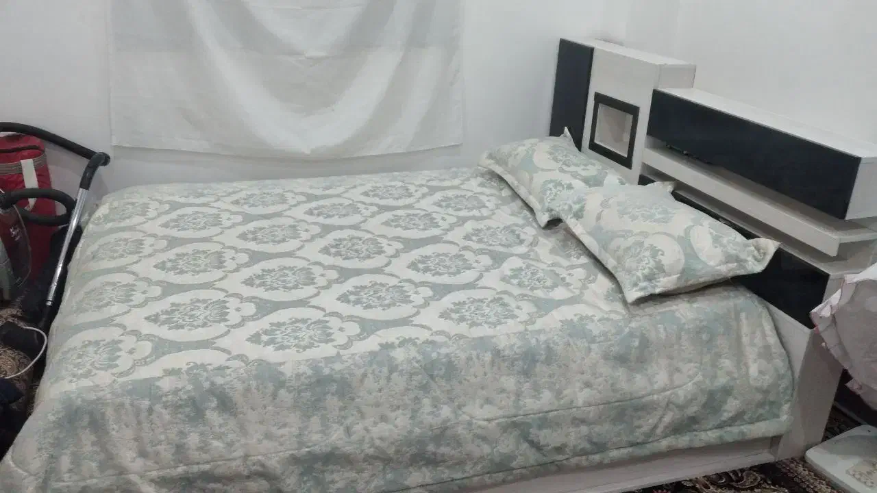 تخت دو نفره با تشک سالم سالم|تشک تختخواب|قروه, |دیوار