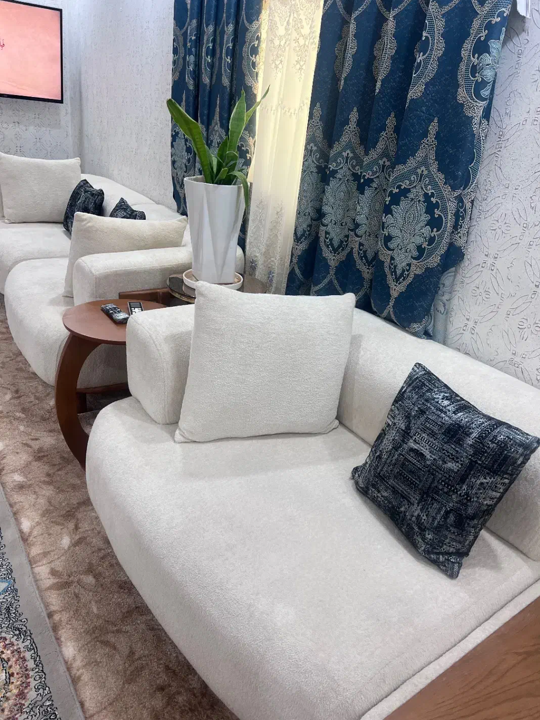 مبل مینیمال شیک|مبلمان خانگی و میز عسلی|چابهار, |دیوار