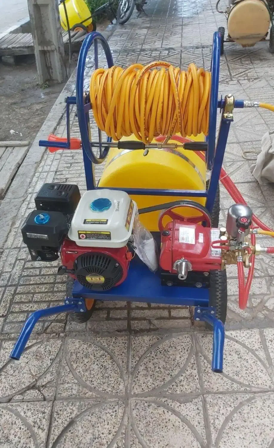 سمپاش فرغونی زنبه ای فرقونی لکسوس وارداتی اصلی|ماشینآلات صنعتی|تهران, شهید رجایی|دیوار