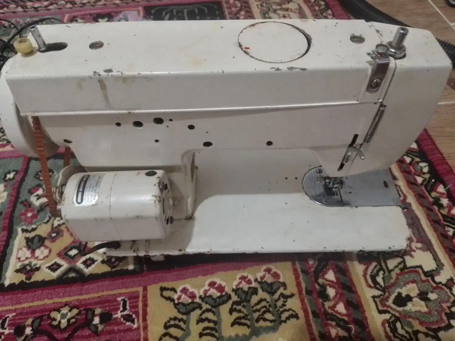 چرخ خیاطی|چرخ خیاطی و ریسندگی|قهدریجان, |دیوار