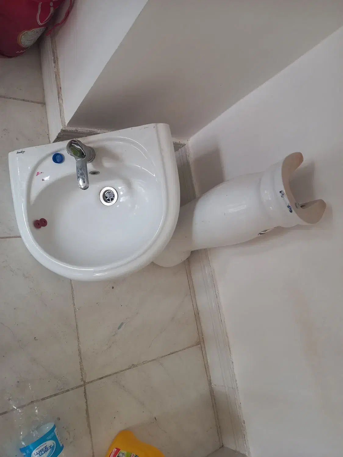 روشوی سالم و بزرگ هفشجان|لوازم سرویس بهداشتی|شهرکرد, |دیوار