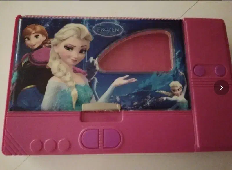 جامدادی و ساعت و دستبند و گردنبند کیتی و شلوار جین|لوازم التحریر|شیراز, ارم|دیوار